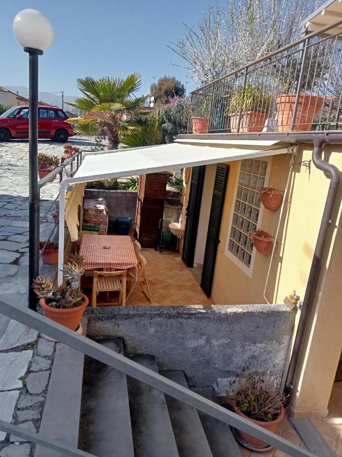 Apartament Nina House Imperia Zewnętrze zdjęcie